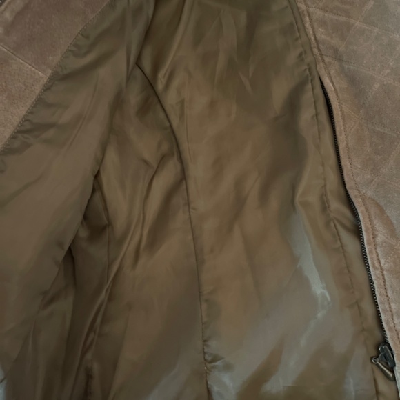 Leather jacket - Picture 2 of 2